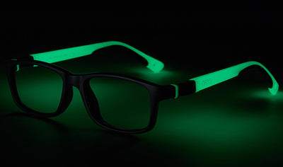 #COLOR_MATTE BLACK/GREEN GLOW